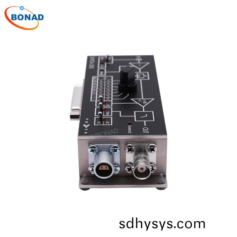 DLPCA-200可(ke)變(bian)增(zeng)益(yi)電流放大器